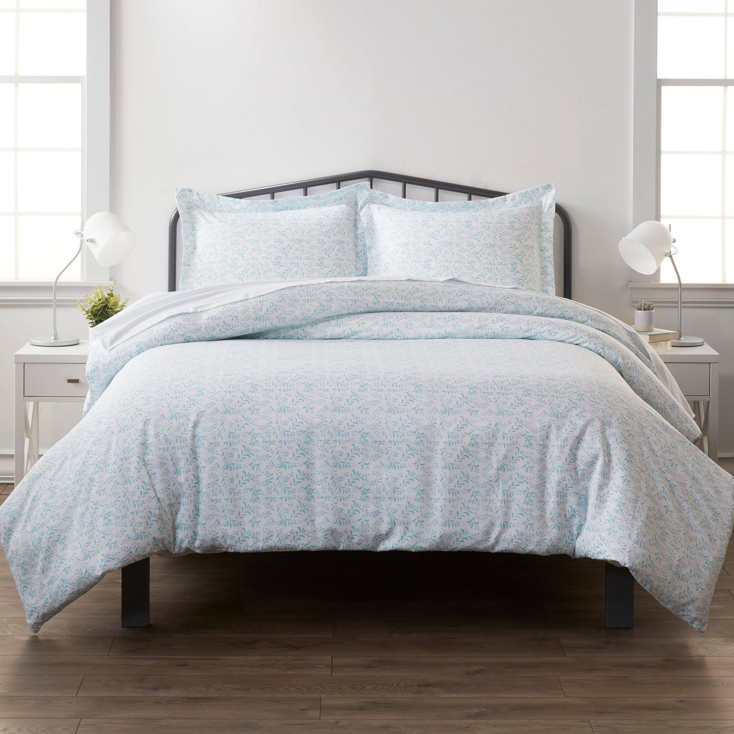Burst of Vines Pattern 3-Piece Duvet Cover Set