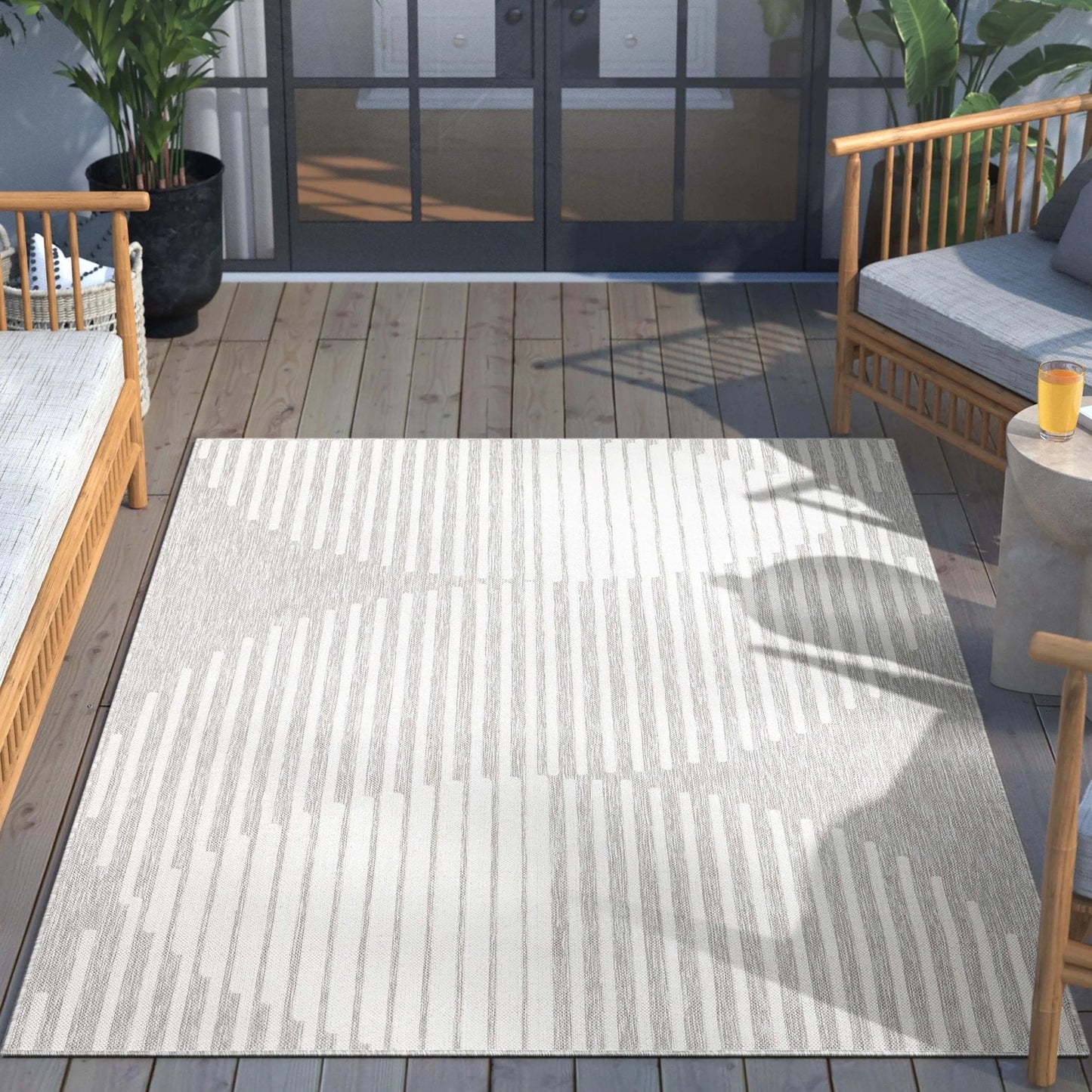 Alder Modern Stripes Indoor/Outdoor Ivory Grey Flat-Weave Rug