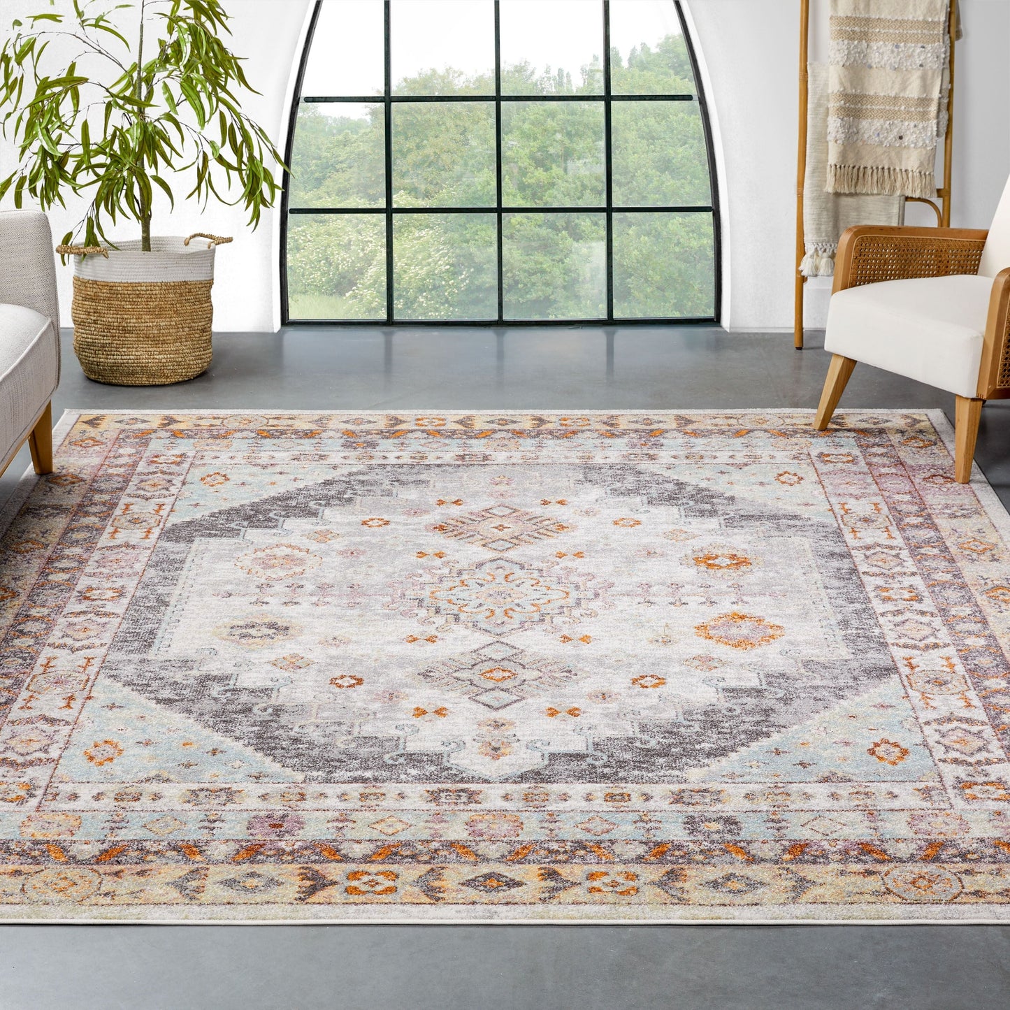 Virden Bohemian Eclectic Tribal Aztec Grey Rug
