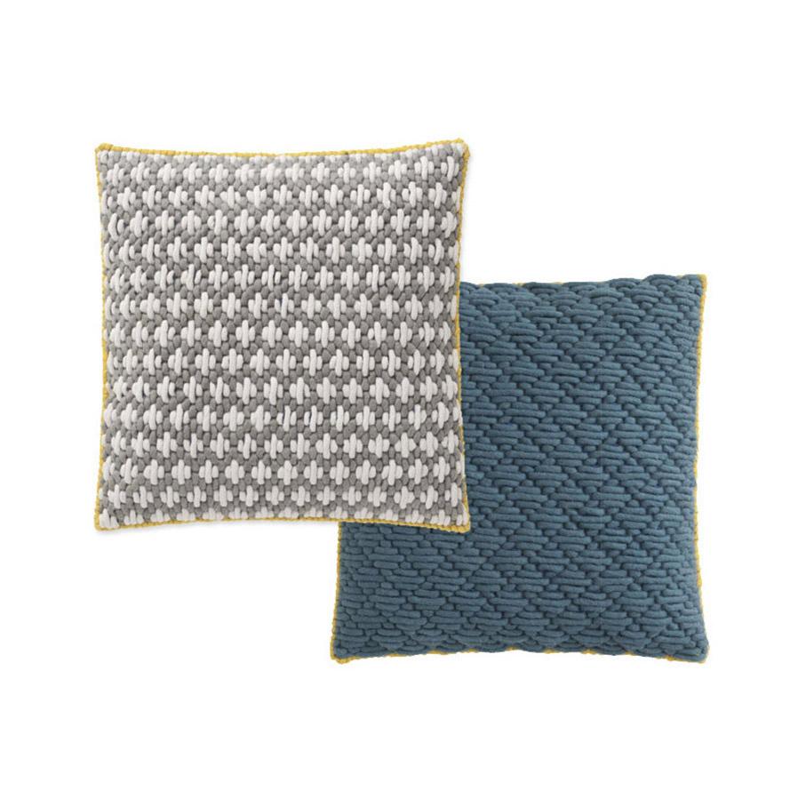 Silai 20" x 20" Pillow