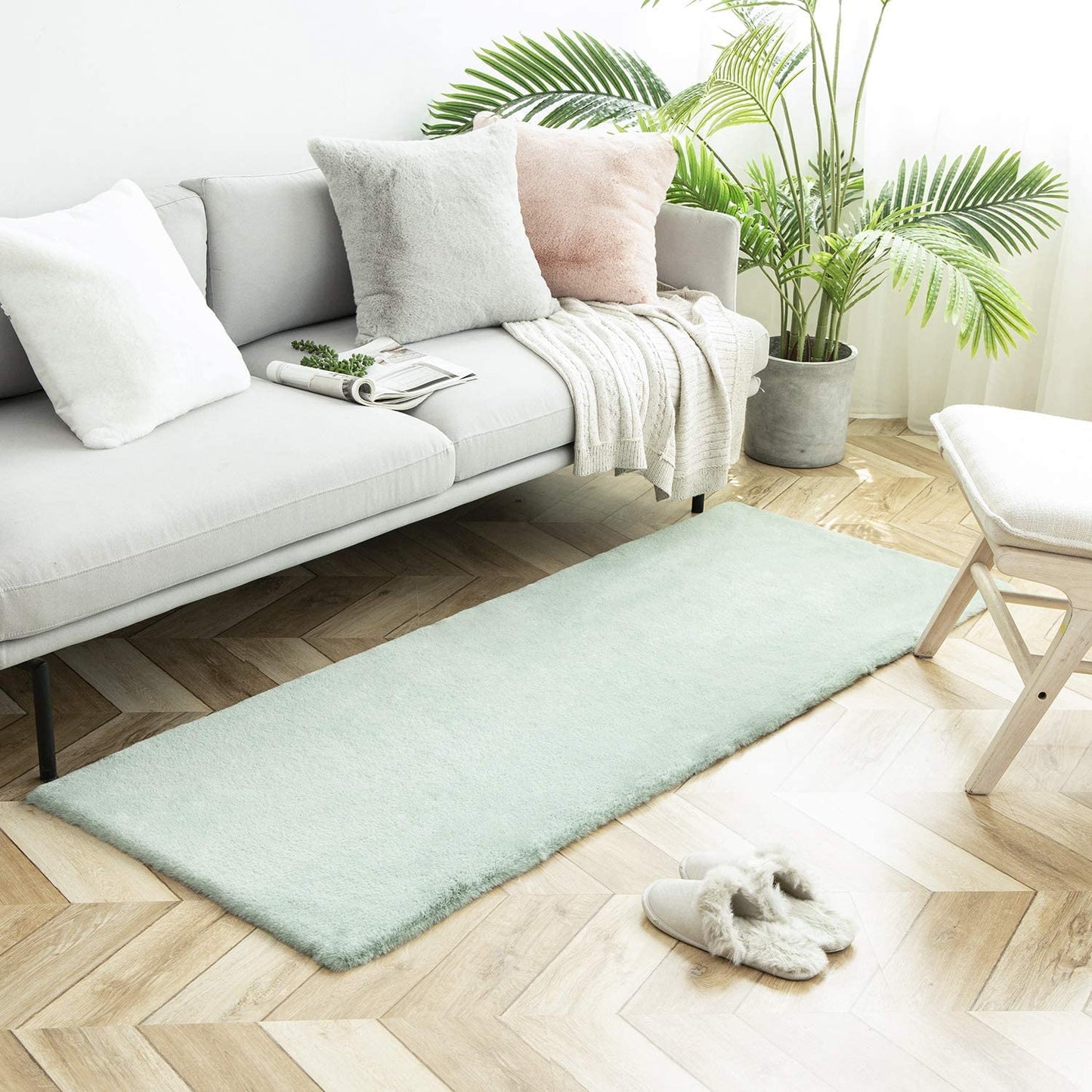 Ultra Soft Faux Rabbit Fur Rug, 2 x 3 Feet