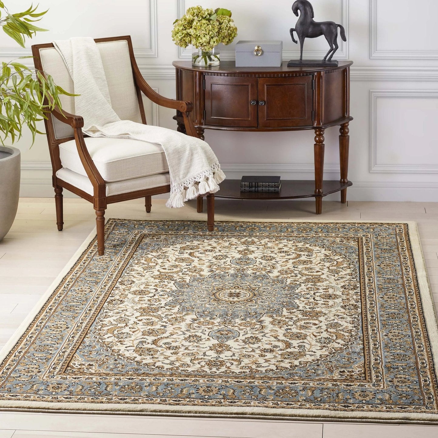 Aviva Ivory Traditional Rug