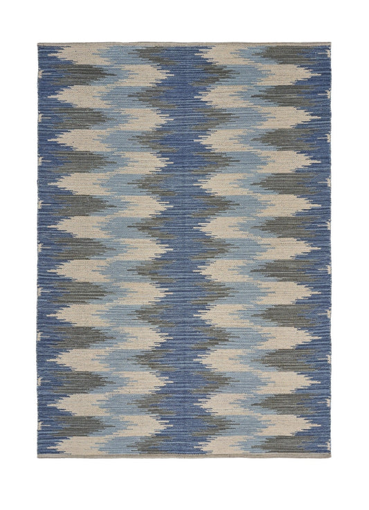 5’ x 7’ Blue and Cream Ikat Pattern Area Rug