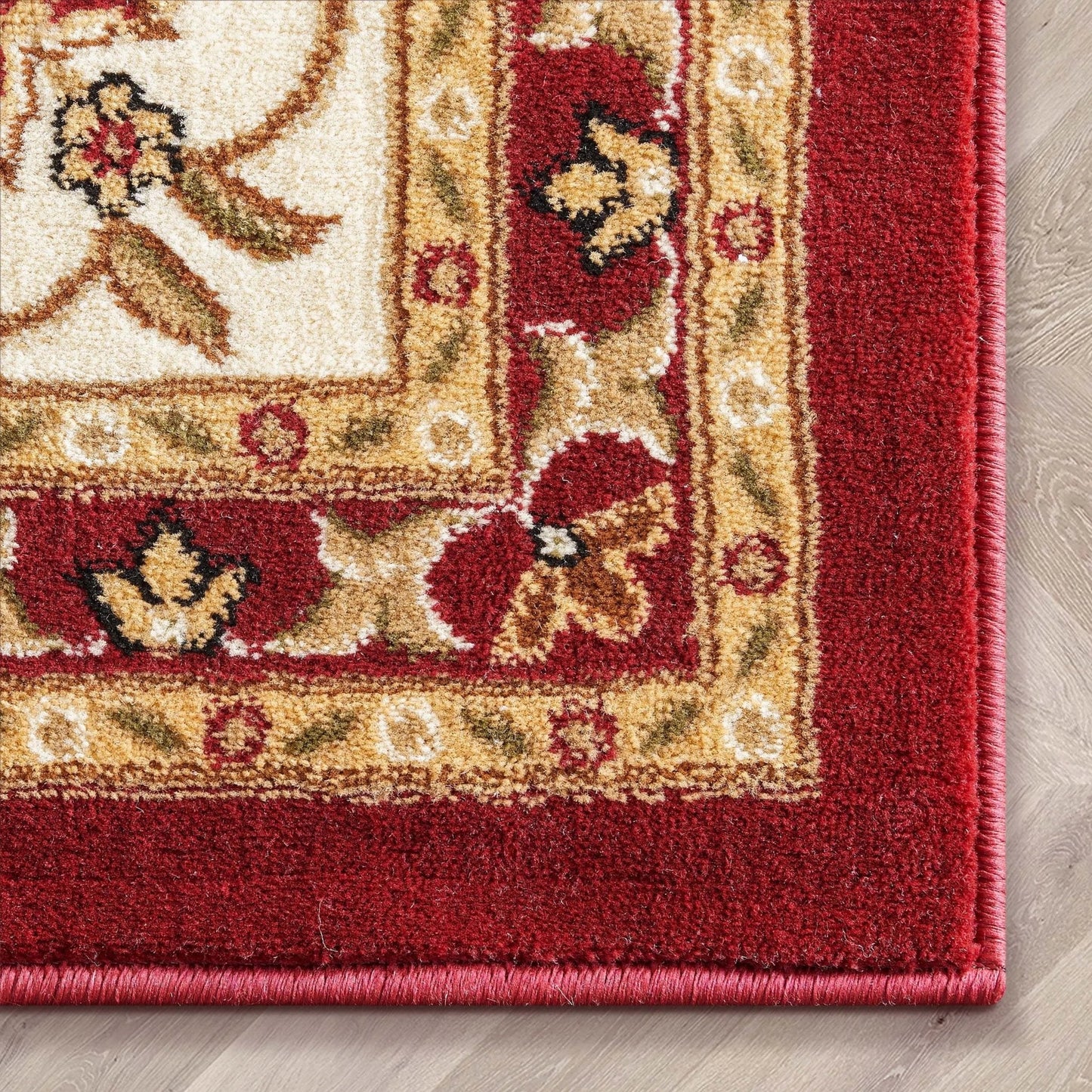 Sarouk Red Traditional Rug