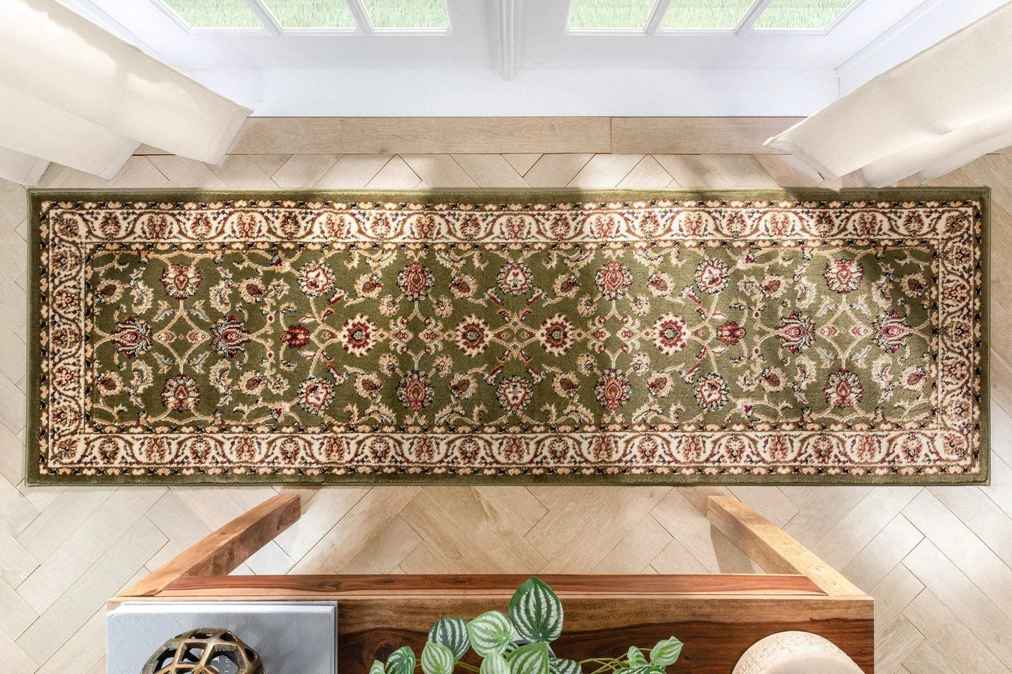 Sarouk Green Traditional Rug