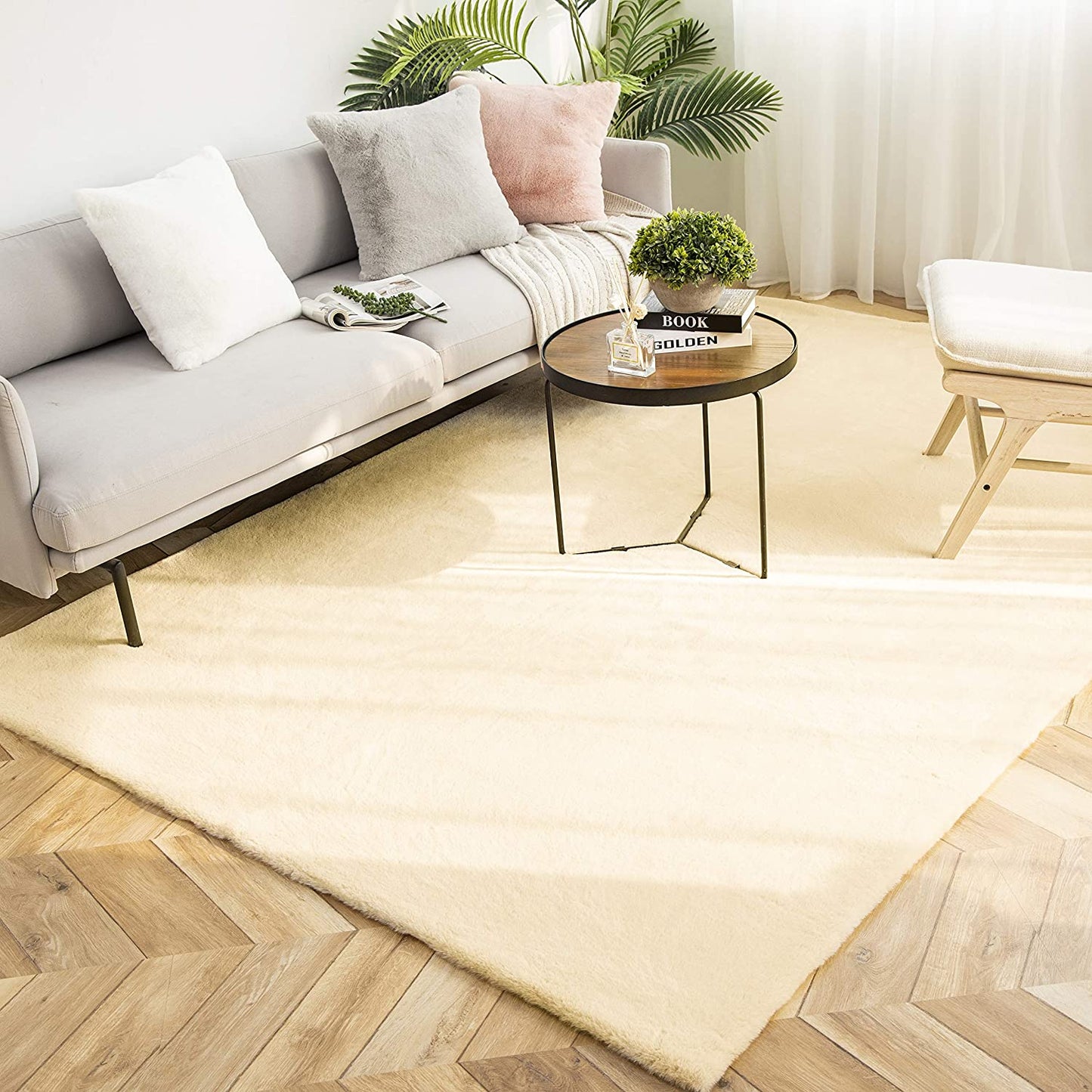Ultra Soft Faux Rabbit Fur Rug, 2 x 3 Feet