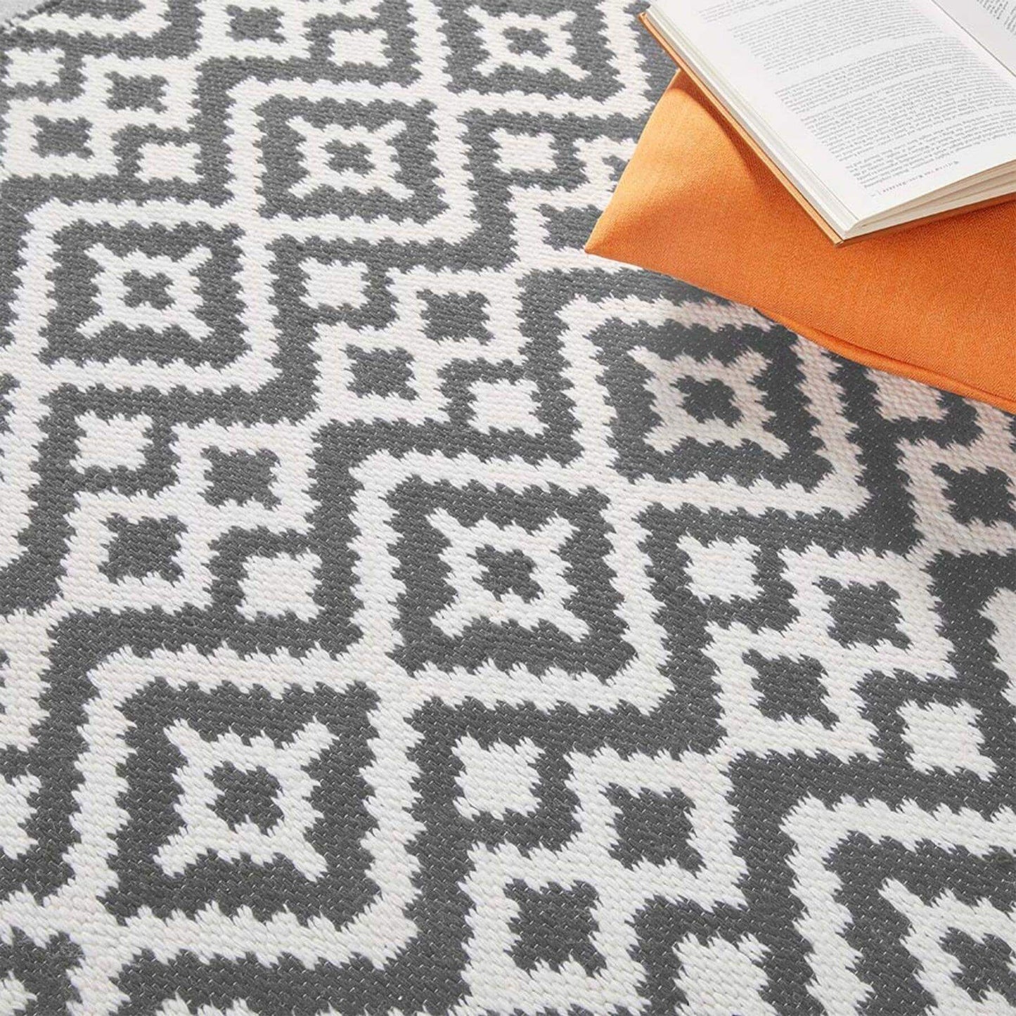 Aztec Silver Grey Outdoor Rug
