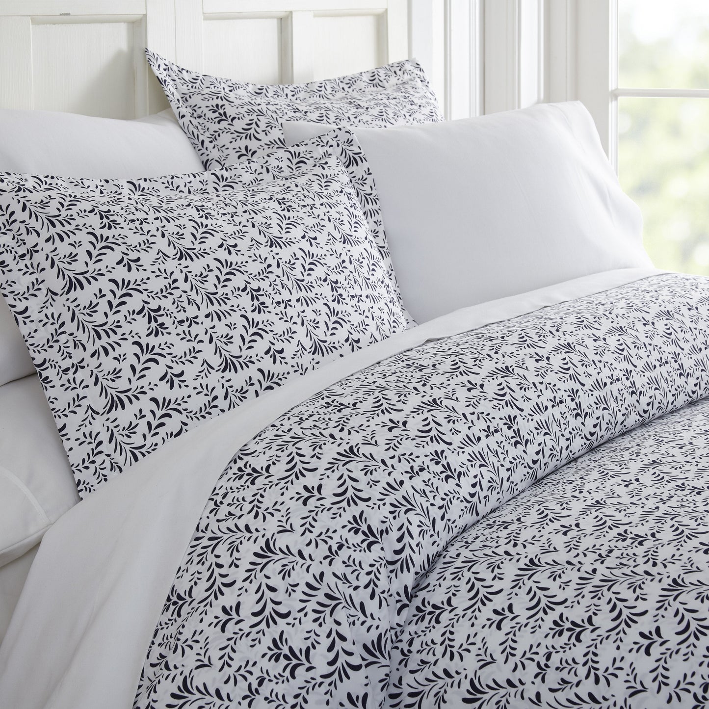 Burst of Vines Pattern 3-Piece Duvet Cover Set