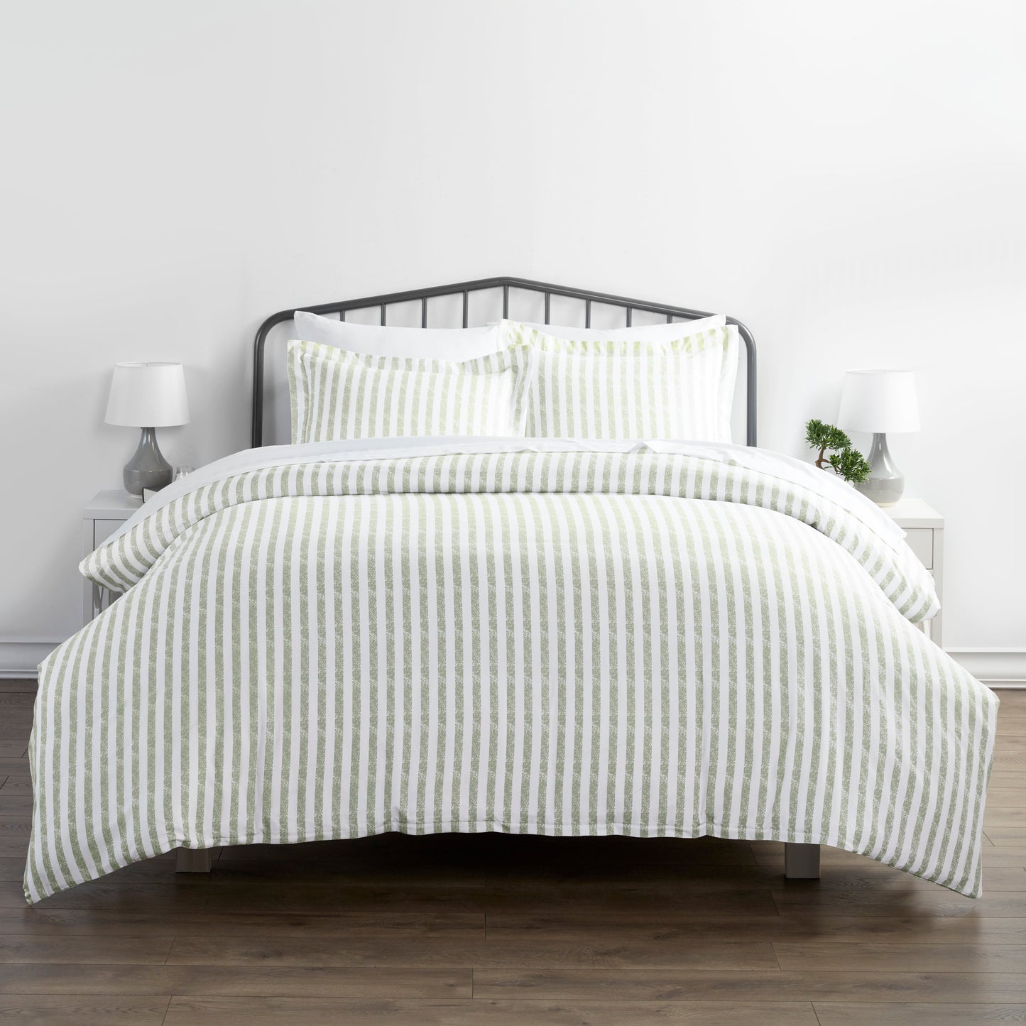 Rugged Stripes Pattern 3-Piece Duvet Cover Set