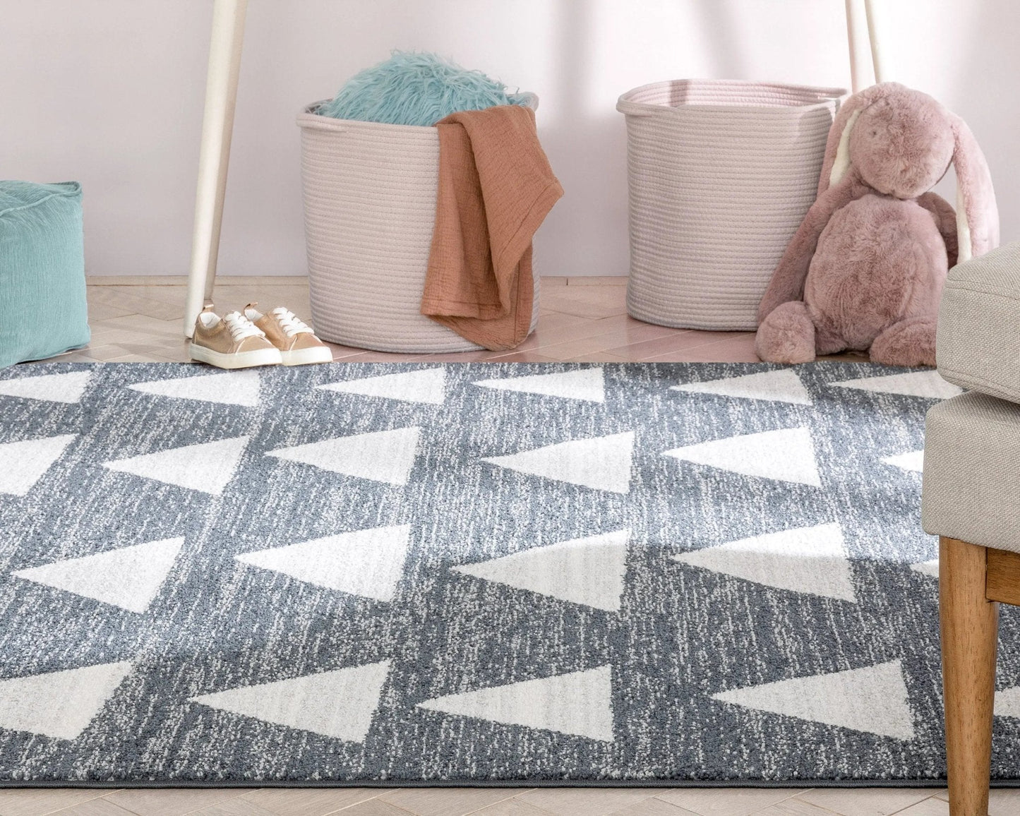 Triangles Modern Geometric Pattern Grey Kids Rug