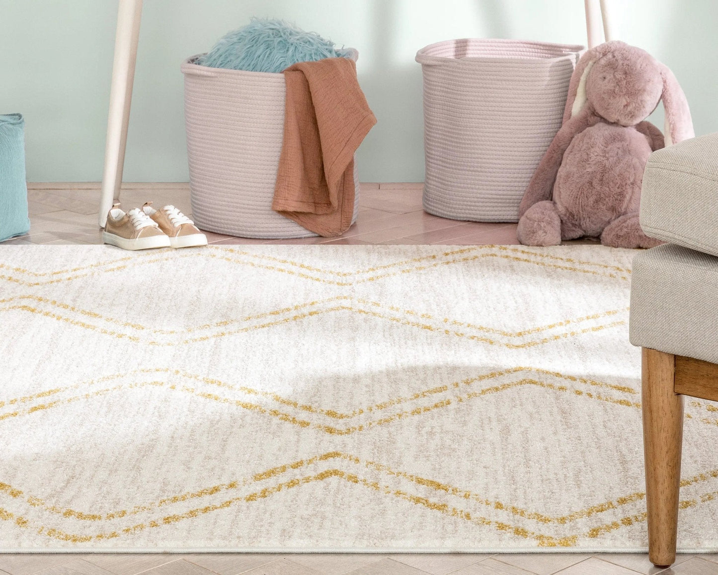 Reeve Modern Chevron Zig-Zag Yellow Ivory Kids Rug