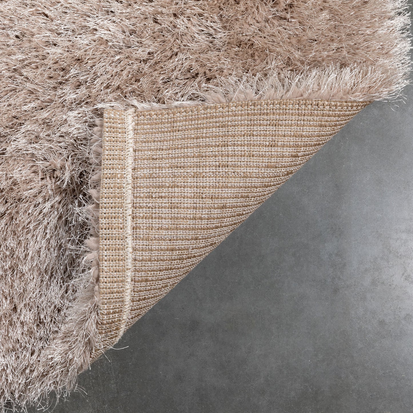 Chie Glam Solid Ultra-Soft Beige Shag Rug