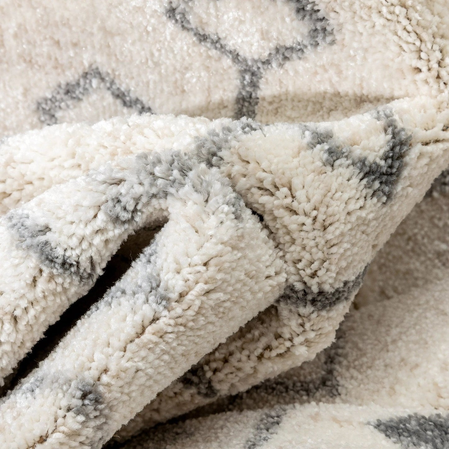 Transistora Nordic Tribal Trellis Pattern Ivory Grey Rug
