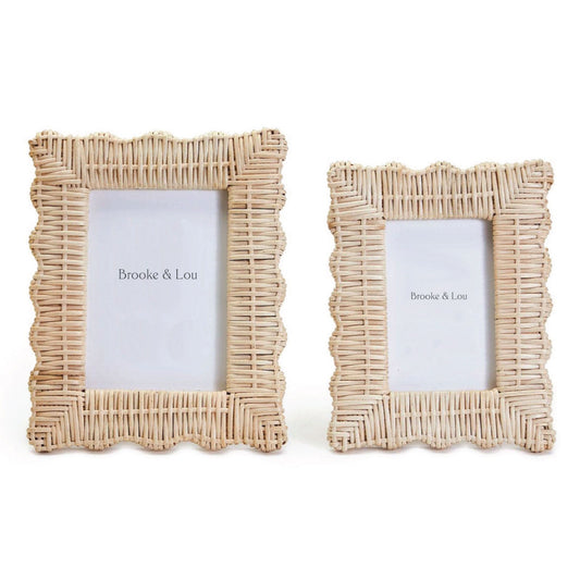 Scalloped Wicker Frame Set