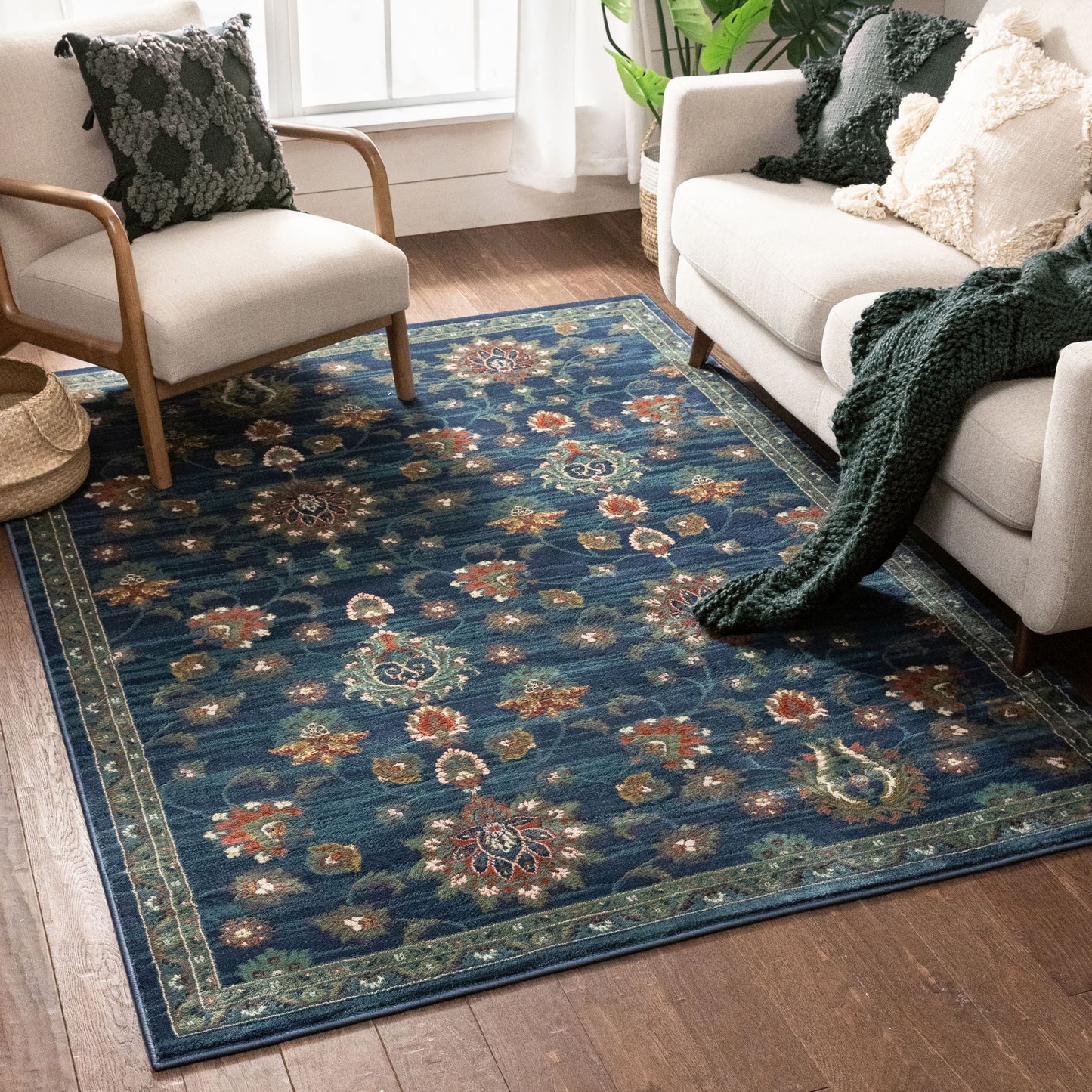 Arya Blue Traditional Oriental Distressed Rug