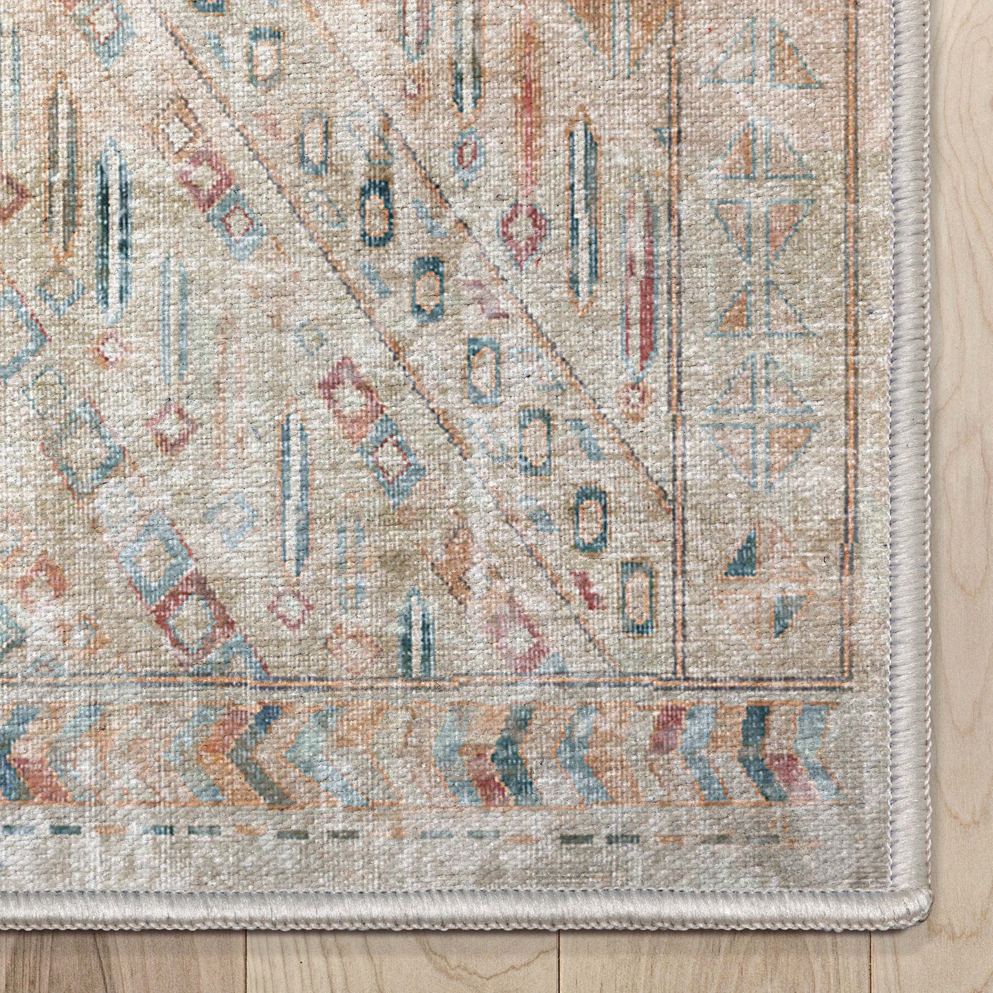 Anya Vintage Tribal Chevron Ivory Flat-Weave Rug