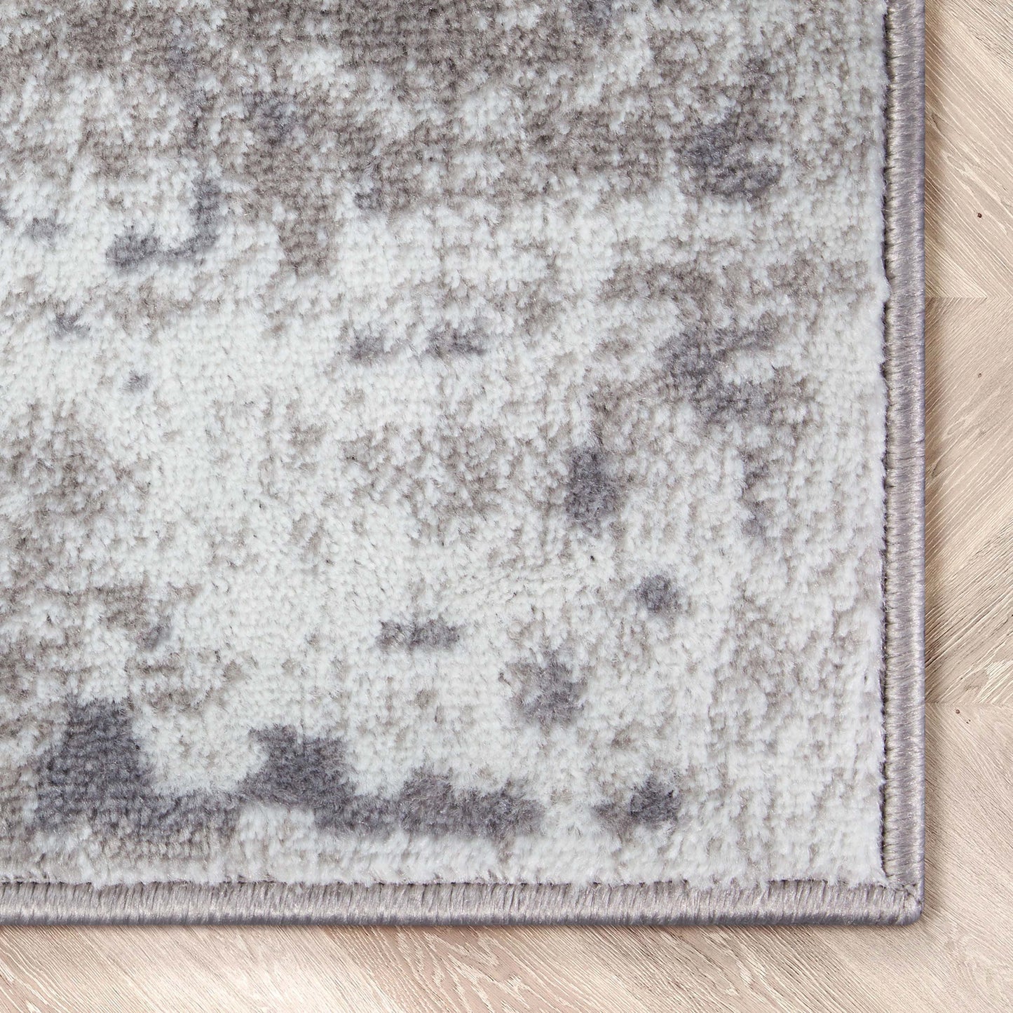 Thiva Vintage Oriental Floral Pattern Ivory Rug