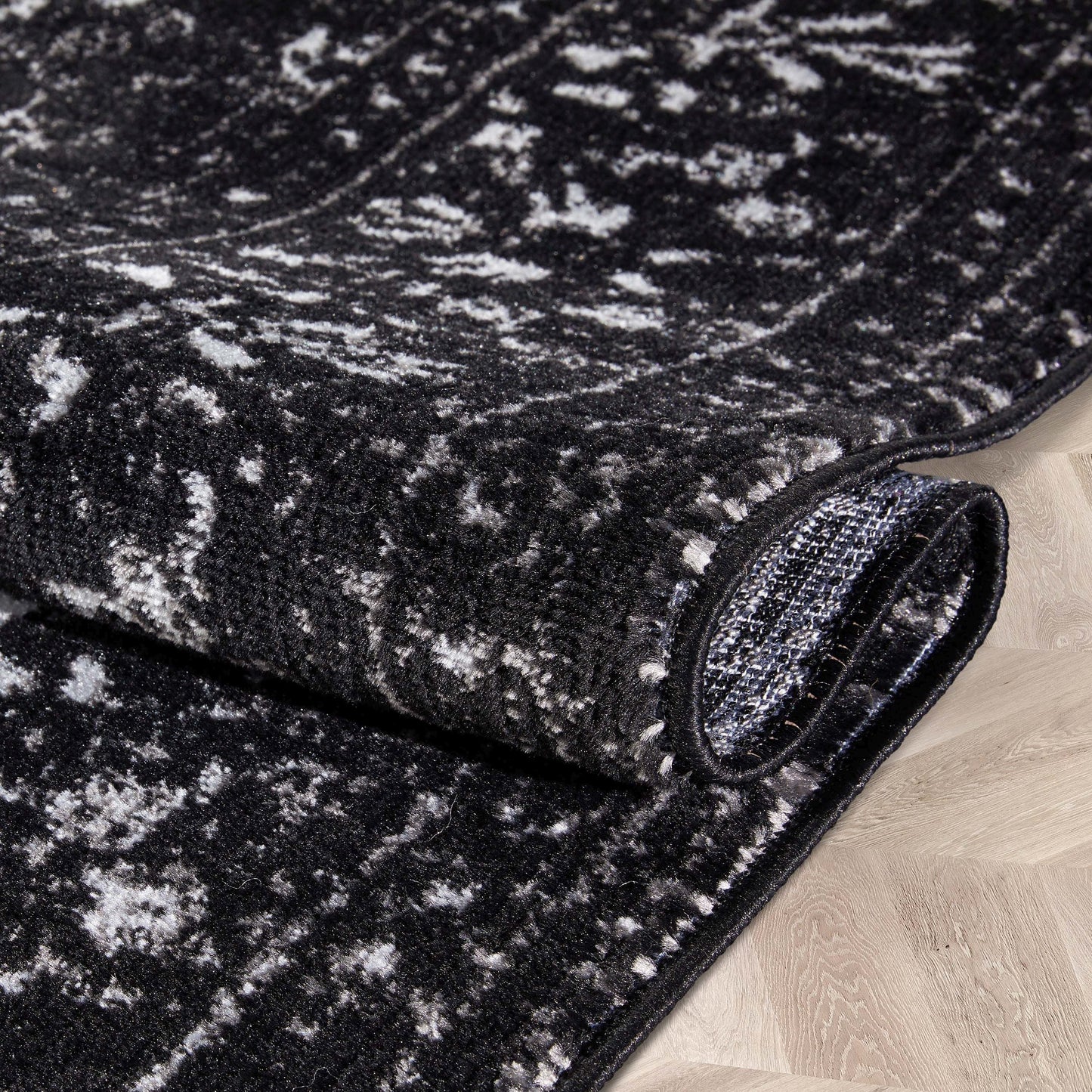 Argos Modern Vintage Lattice Black Rug