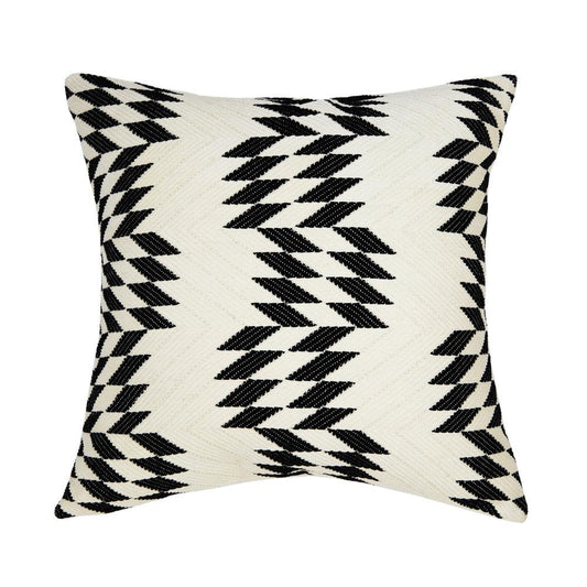 Almolonga Throw Pillow - White Quilt