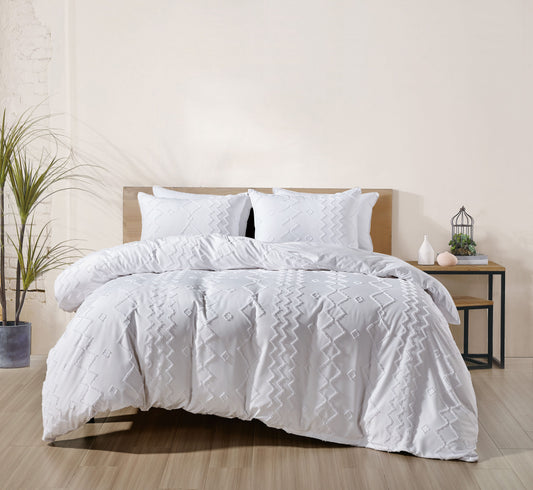 White 2000 Count Tufted Duvet Cover (3-Piece)
