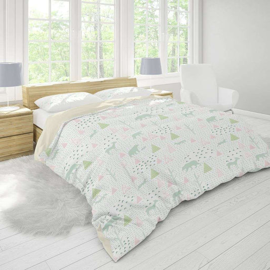 Ultrasoft Lightweight Silky Smooth - Green & Pink Woodland Duvet Cover