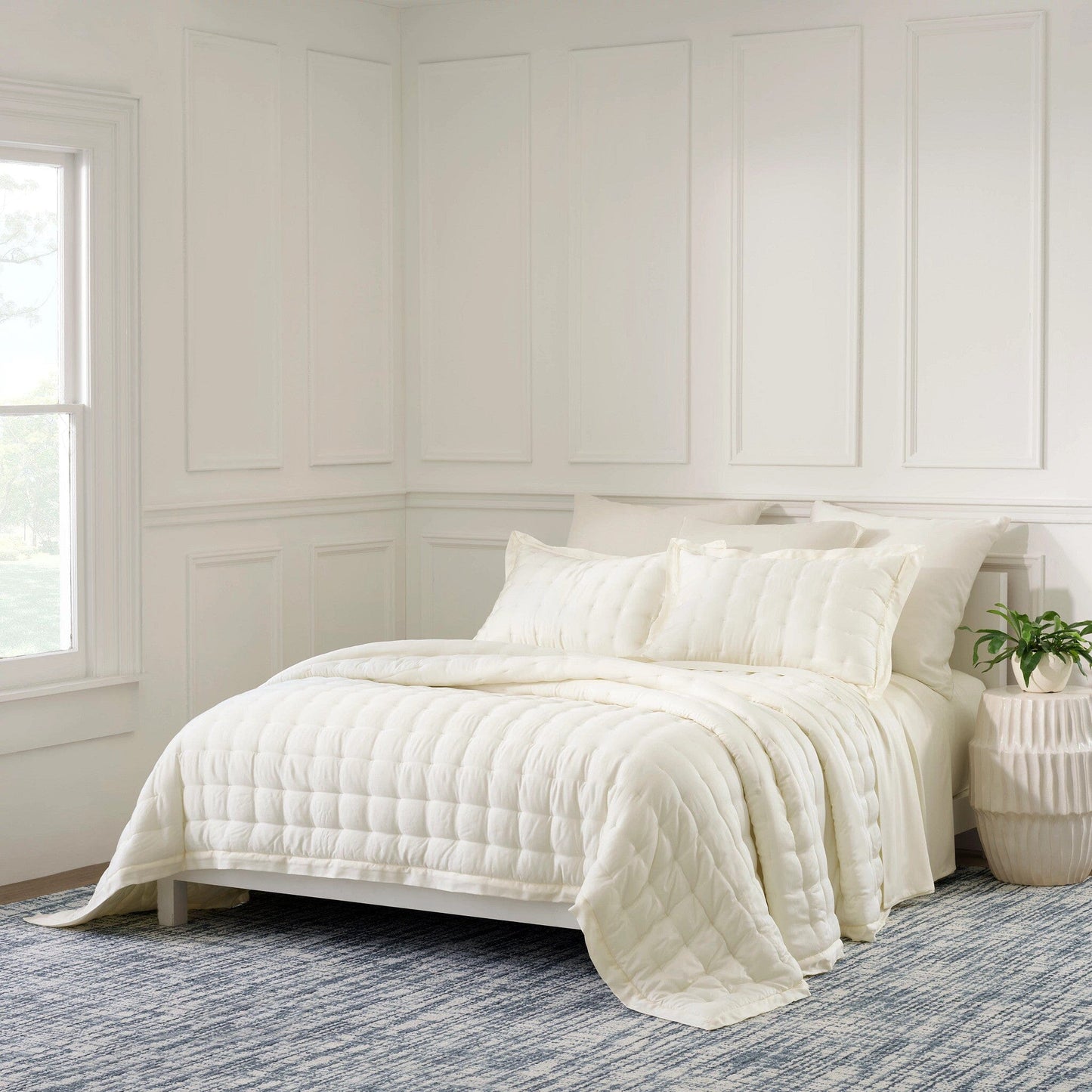 Silken Solid Ivory Puff Sham