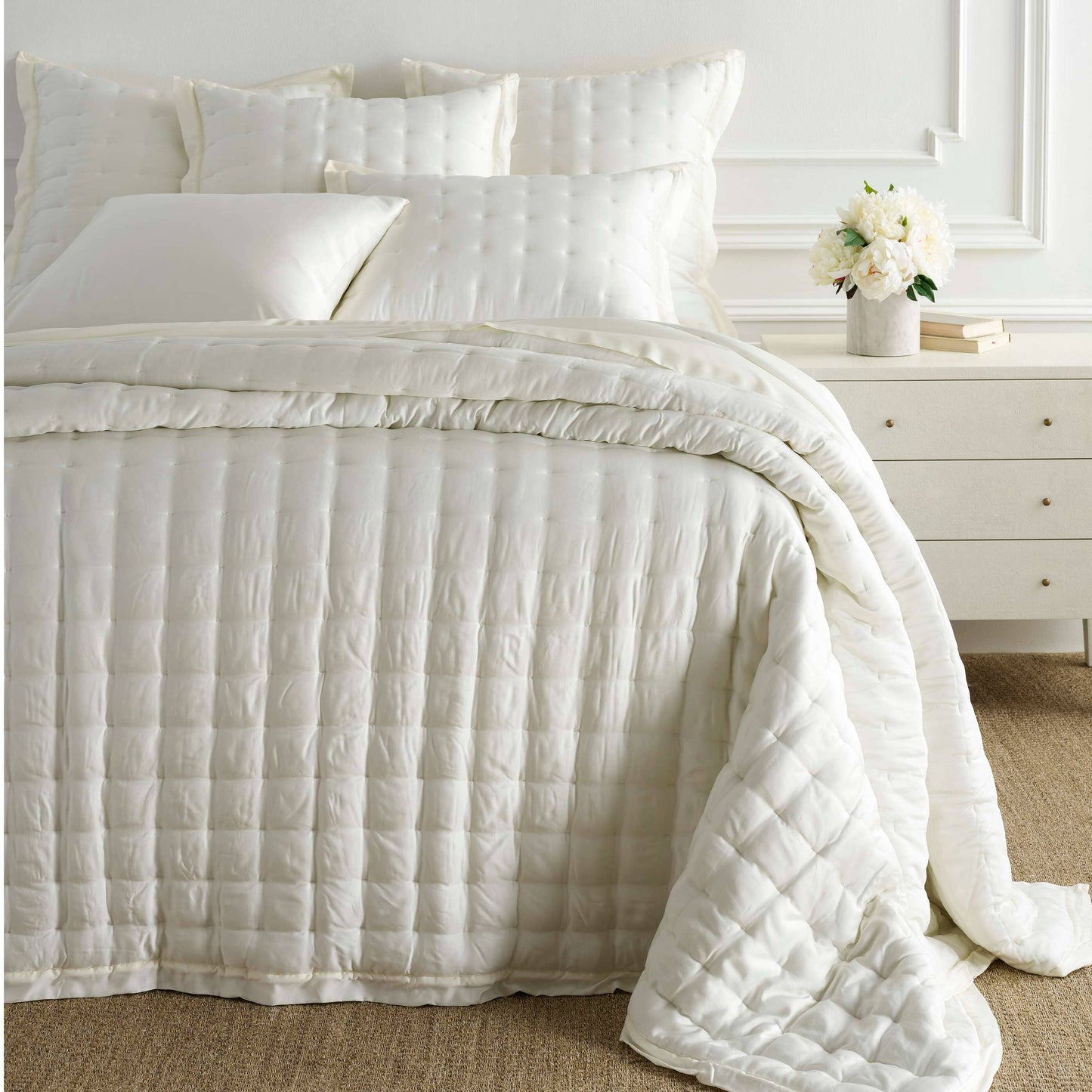 Silken Solid Ivory Puff Sham